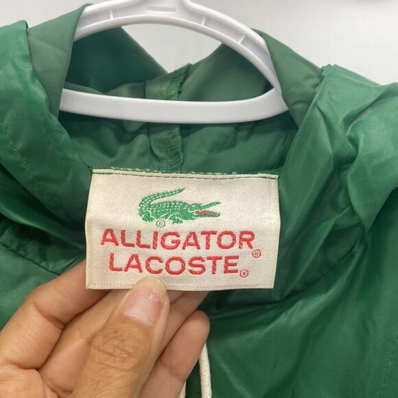 Vintage 80's Lacoste Windbreaker Pullover Hooded Packable Jacket size S green - Picture 4 of 11